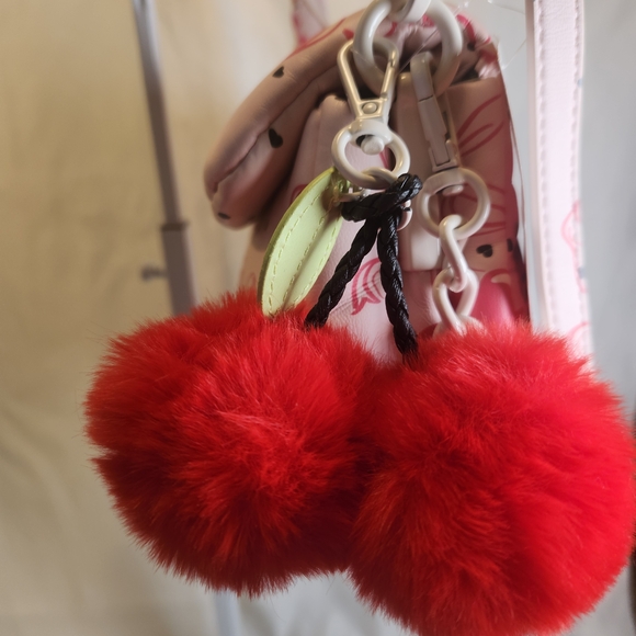 Betsey Johnson Luv Betsey Pink Bows Cherries Heart Shoulder/Crossbody Handbag - Picture 4 of 9